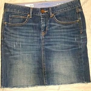 Gap denim skirt size 26/2
